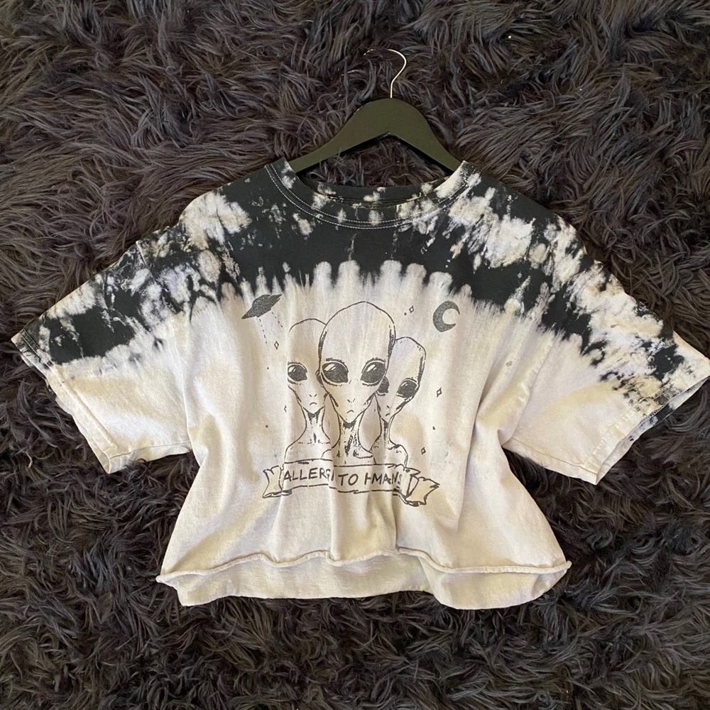 Short T-Shirt